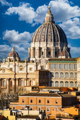 gallery/st-peters-basilica-daylight (1)